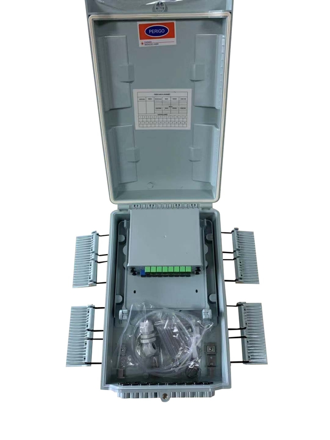 चीन 24 पोर्ट फाइबर ऑप्टिक डिस्ट्रीब्यूशन बॉक्स ABS IP 65 दीवार / पोल विधि SC प्लग-इन PLC स्प्लिटर के साथ 2